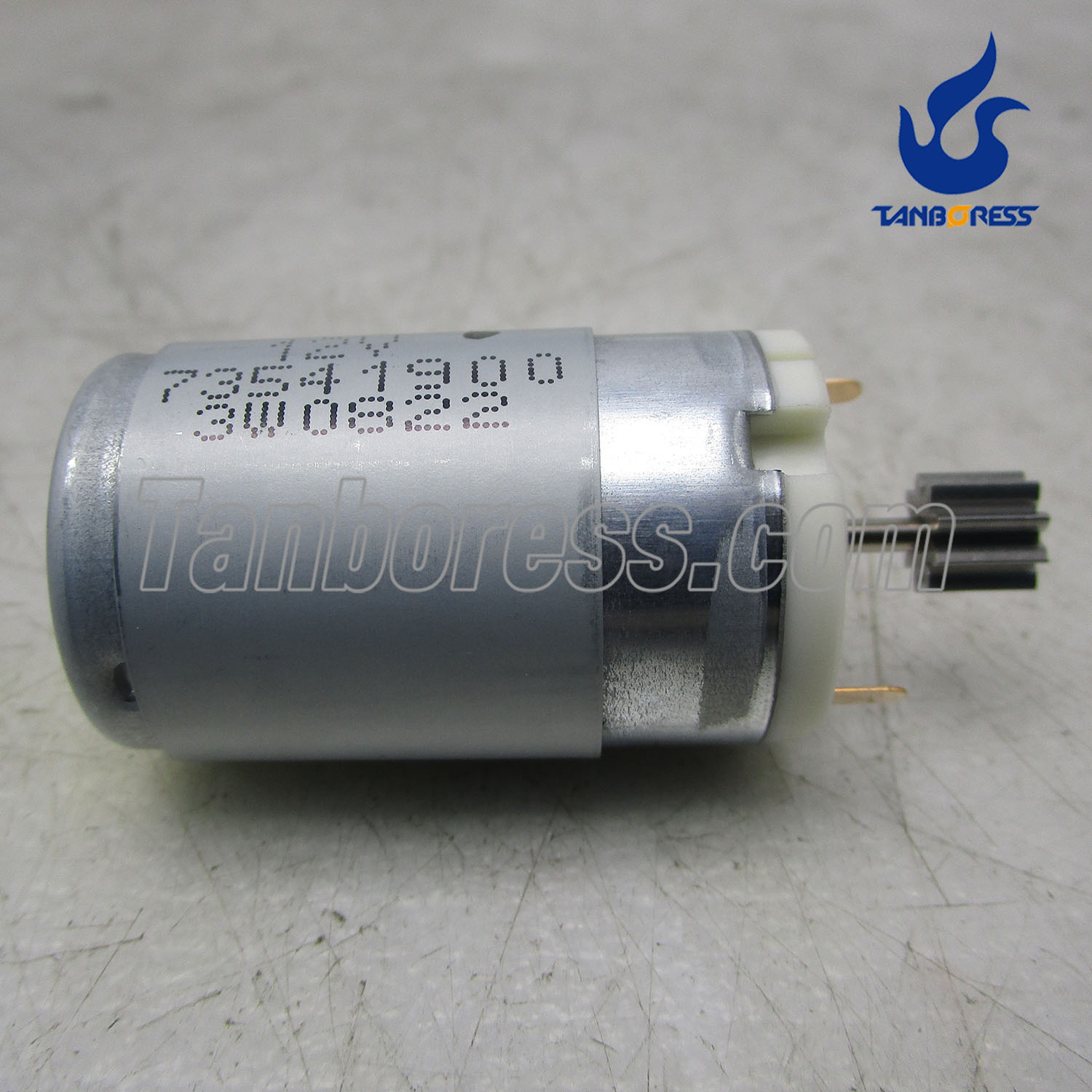 8.3 mm Motor B8309 73541900 | 73541902 No Black Connector for Hella Electric Actuator 752406 | 6NW009206 | 730314 | 6NW009228 | 712120 | 6NW009420 | 712120 | 6NW008412